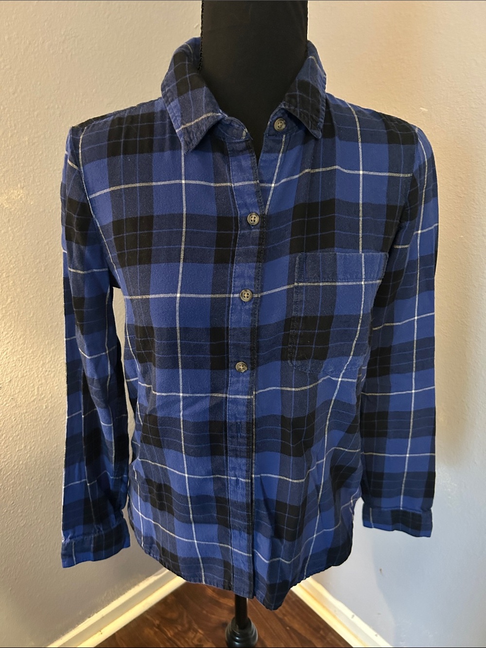 SO Perfect Shirt Girl Youth Blue Black Plaid Button Down Flannel Shirt Size Sm